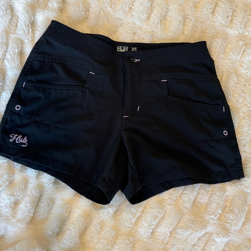 Huk Women’s Size XS black shorts w/Embroidered Logo - Picture 2 of 7